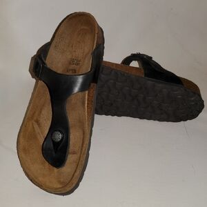 BIRKENSTOCK Gizeh Oiled Leather Black Sandals 38 7